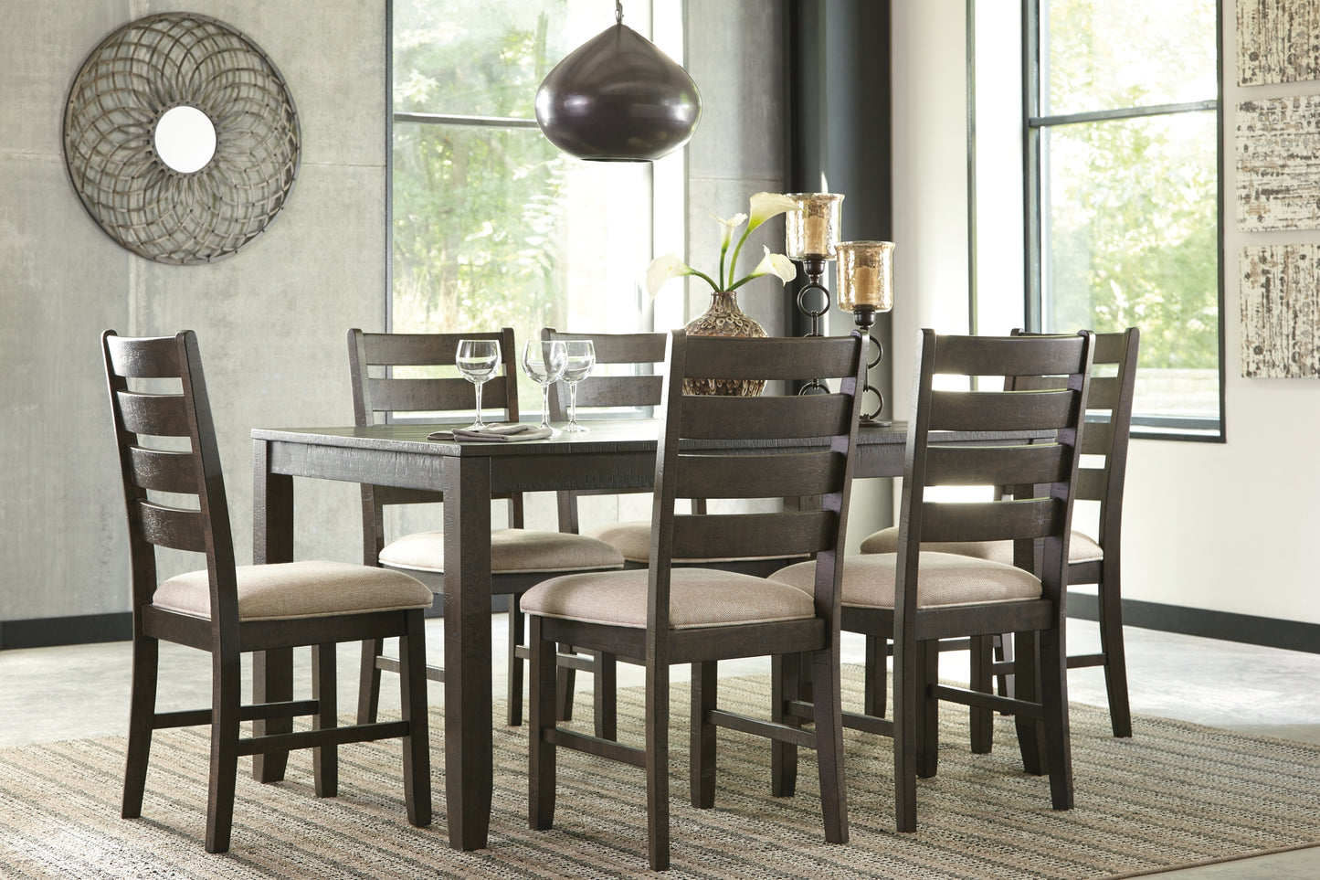 Juego de mesa de comedor Rokane (7 piezas)