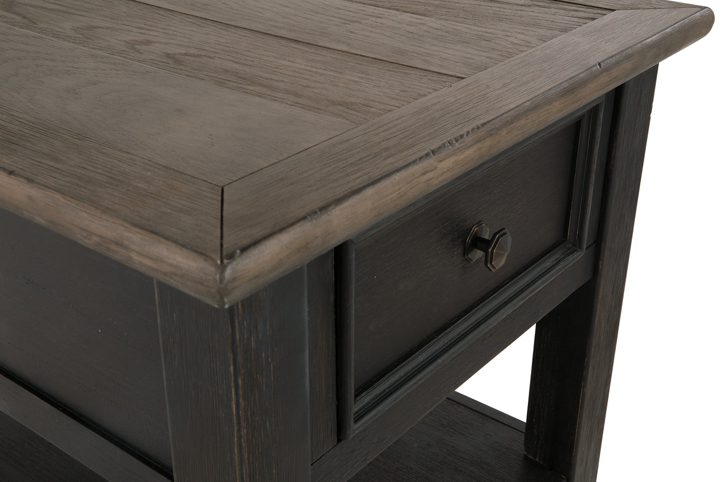 Ashley Express - Mesa auxiliar rectangular Tyler Creek