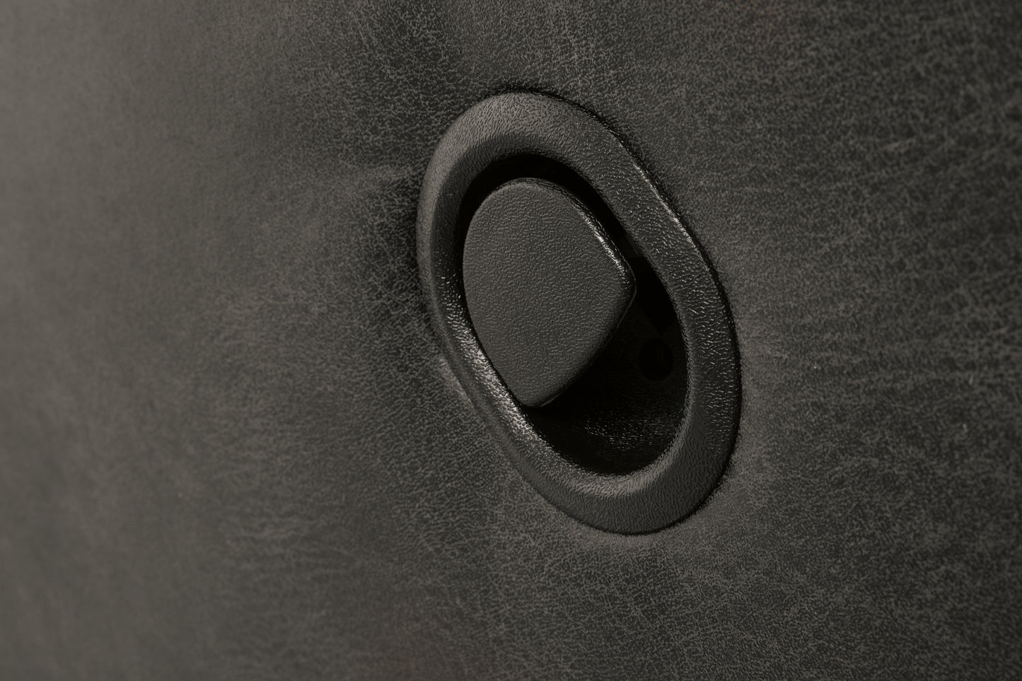 Sillón reclinable mecedor Tambo