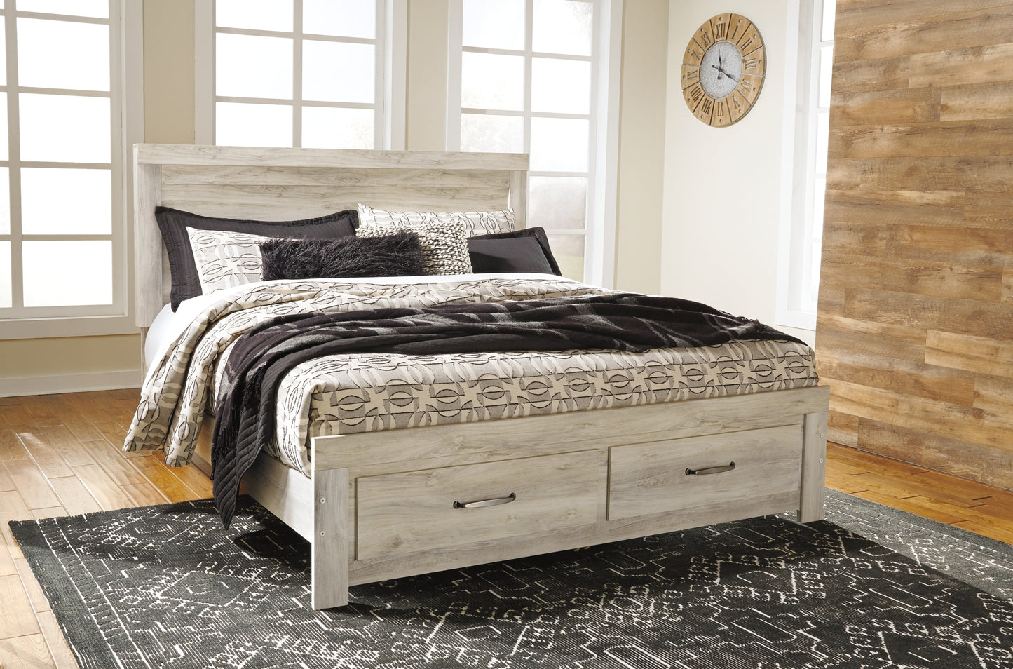 Cama de plataforma Bellaby con dos cajones de almacenamiento