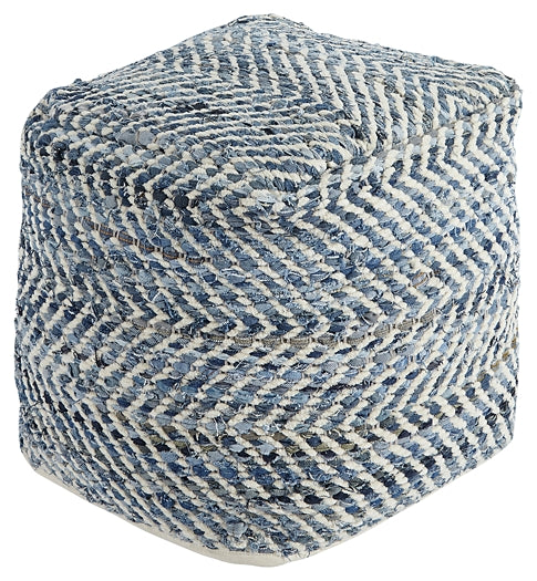 Ashley Express - Puf Chevron