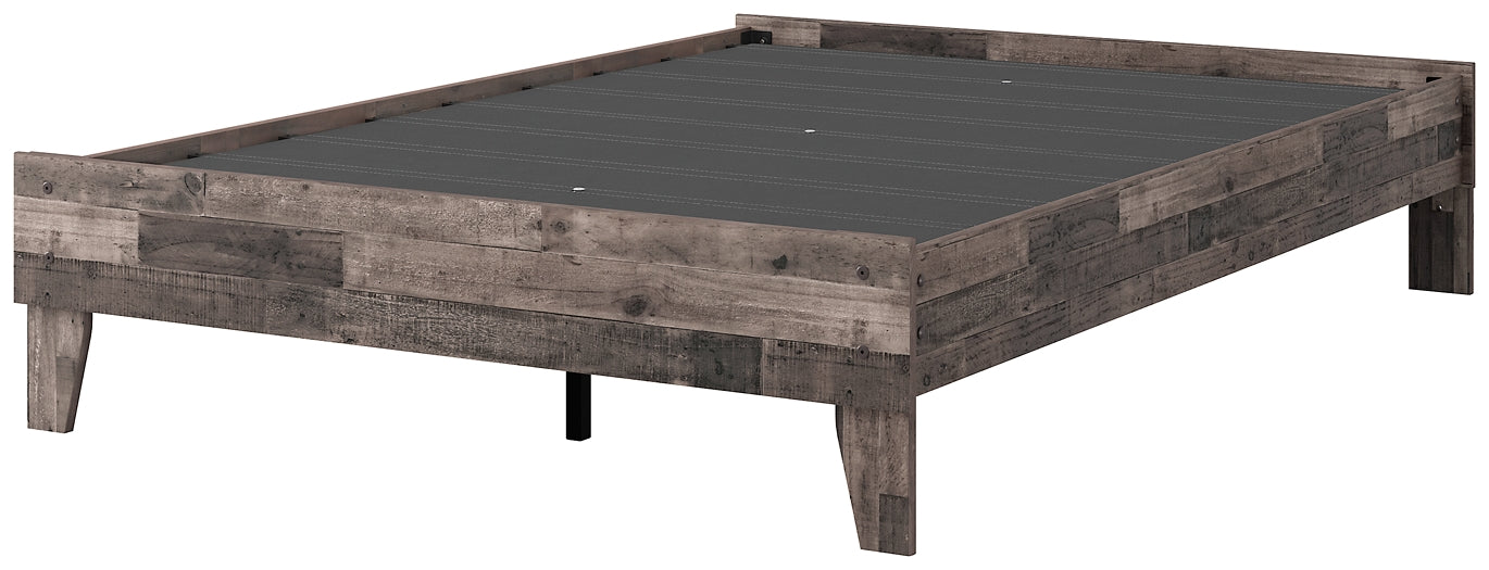 Ashley Express - Cama de plataforma Neilsville