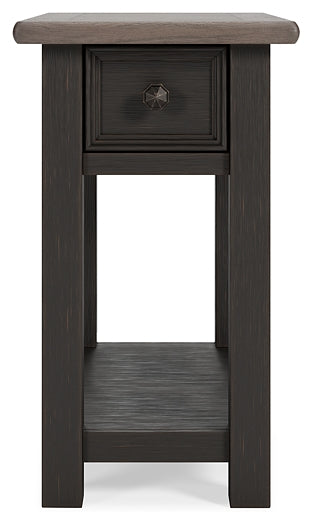 Ashley Express - Mesa auxiliar con silla Tyler Creek