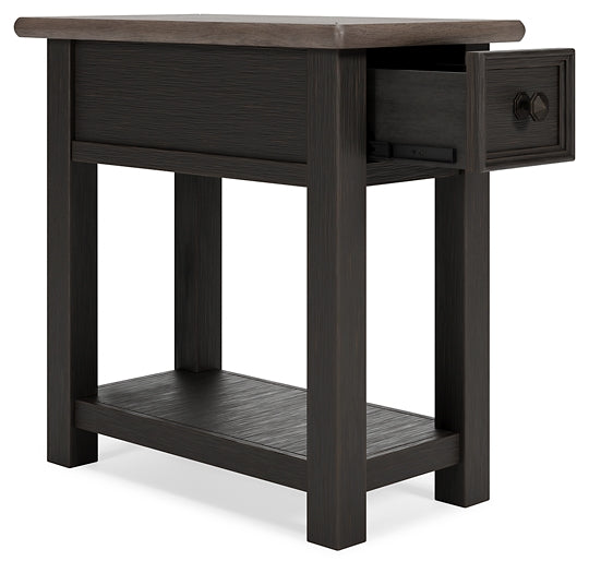Ashley Express - Mesa auxiliar con silla Tyler Creek