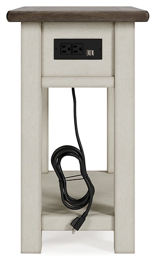 Ashley Express - Mesa auxiliar con silla Bolanburg