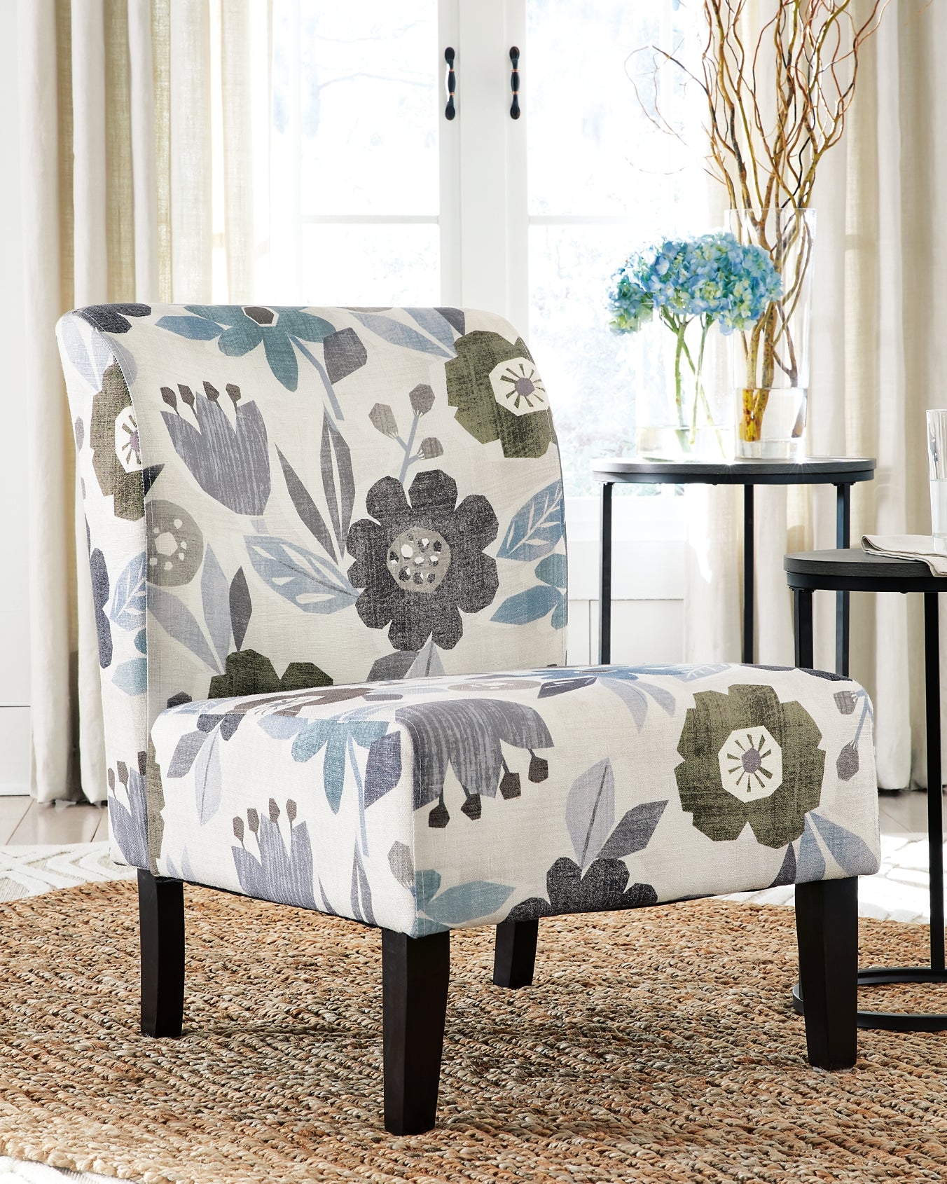 Ashley Express - Silla decorativa Triptis