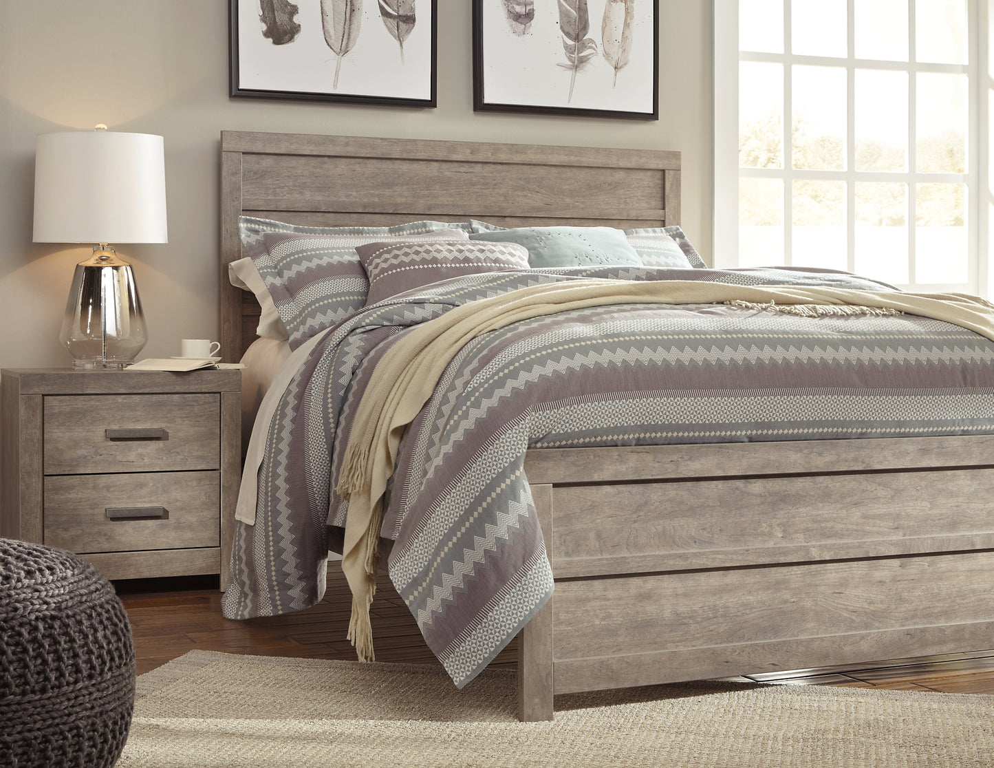 Ashley Express - Cama con paneles Culverbach