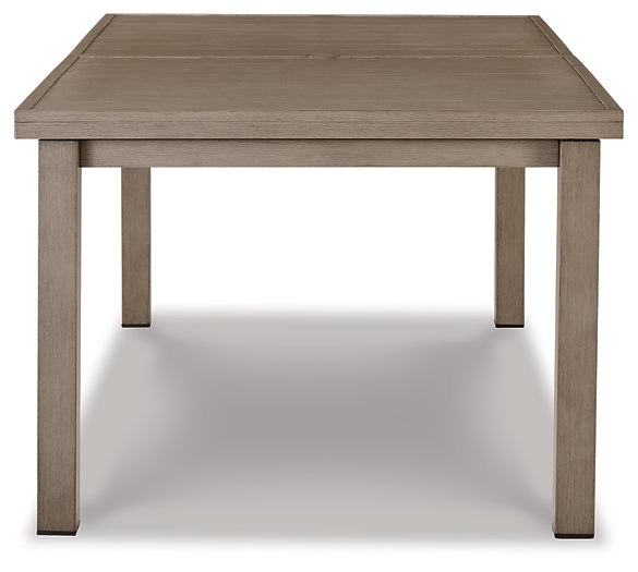 Mesa de comedor RECT frente a la playa EXT