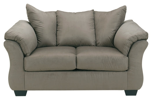 Sofá, loveseat, silla y otomana