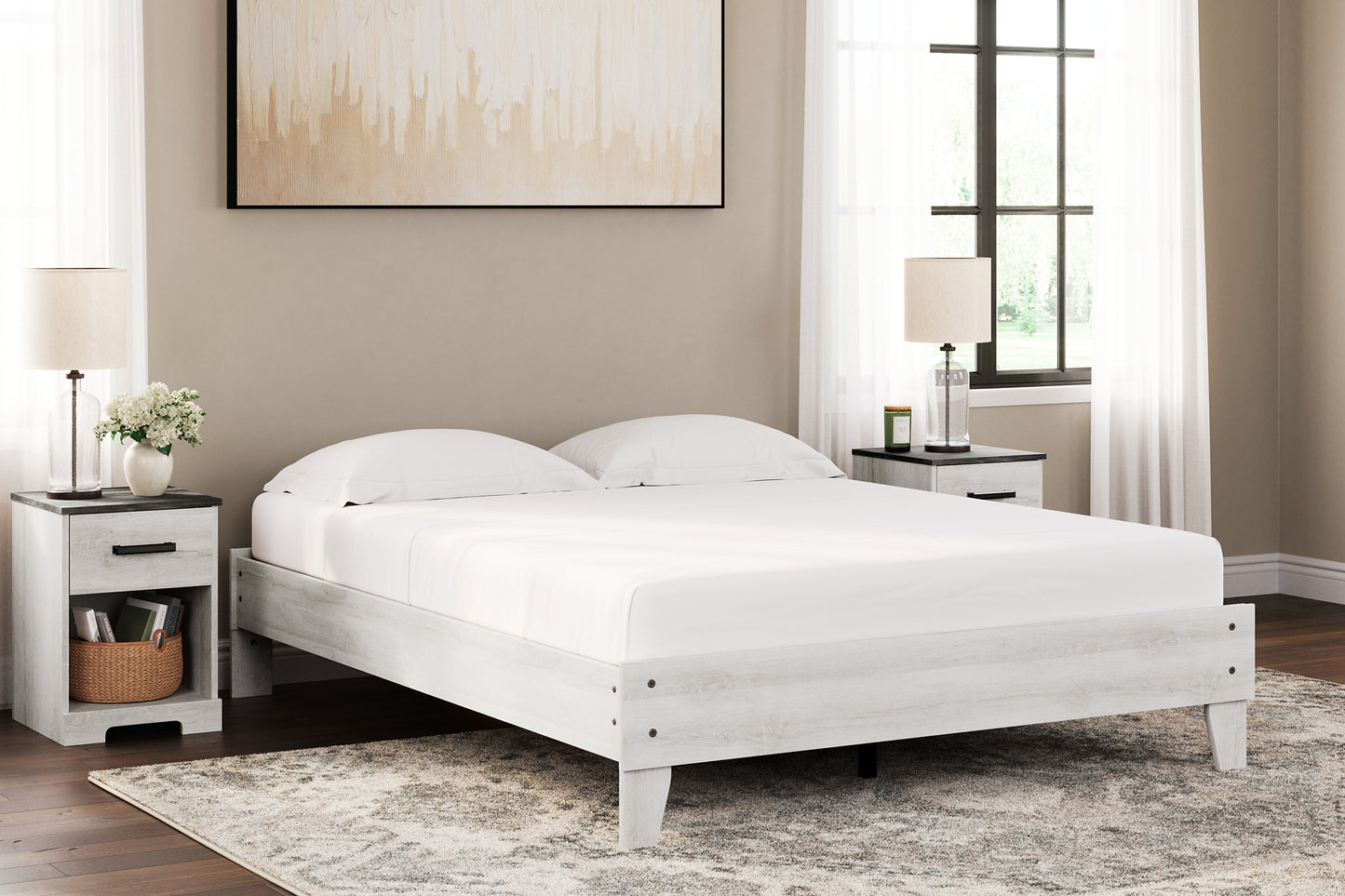 Ashley Express - Cama de plataforma Shawburn