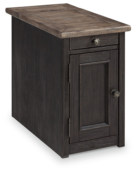 Ashley Express - Mesa auxiliar con silla Tyler Creek