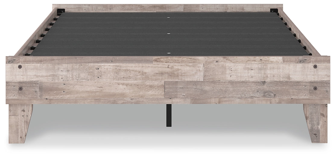 Ashley Express - Cama de plataforma Neilsville