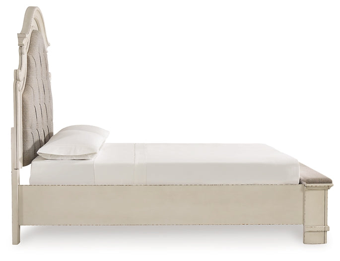 Cama tapizada con almacenaje Realyn