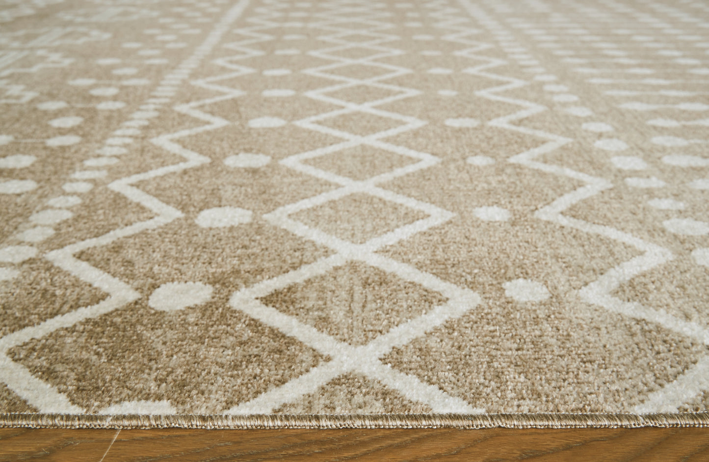 Ashley Express - Alfombra mediana lavable Bunchly