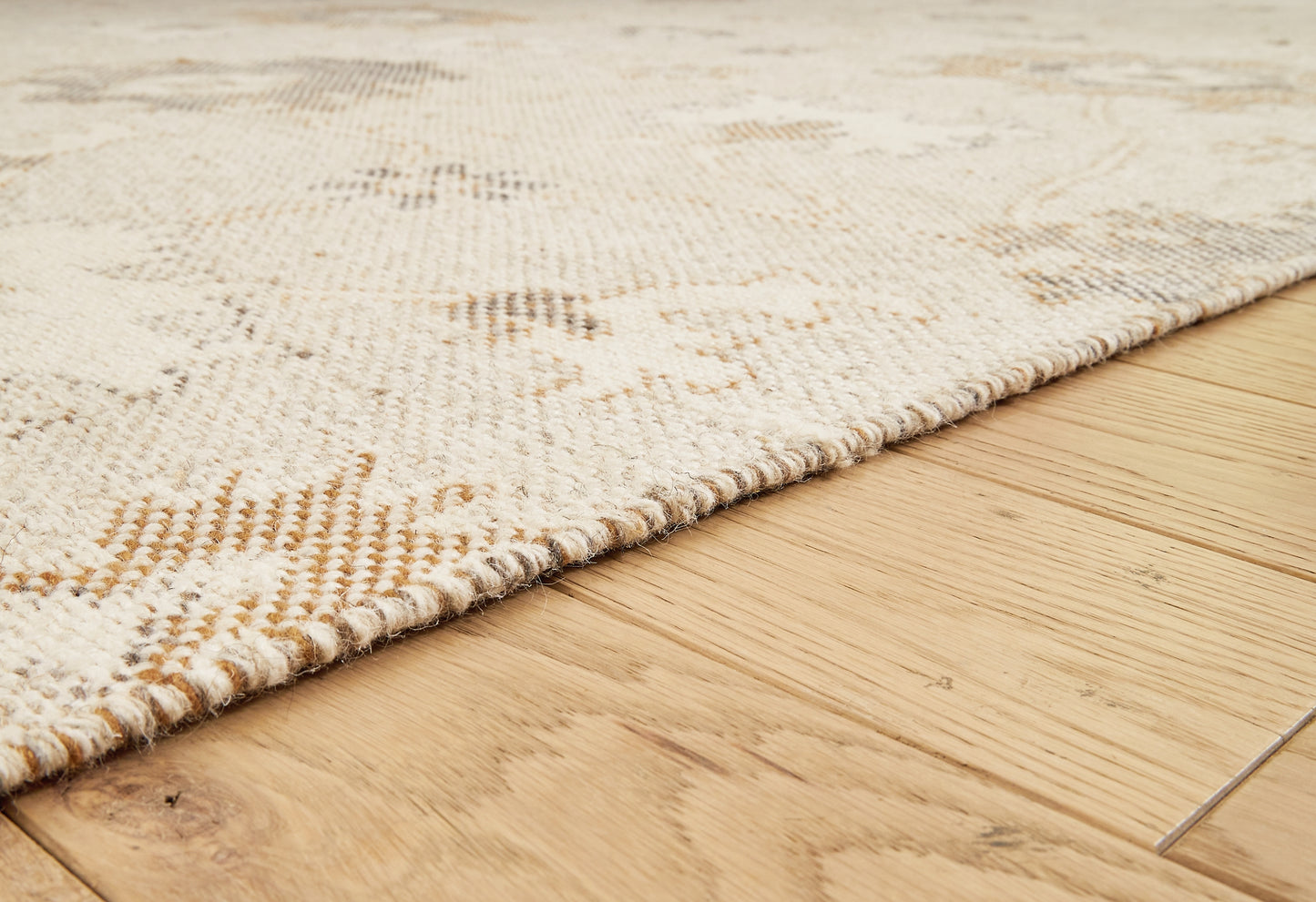 Ashley Express - Alfombra mediana Calkin