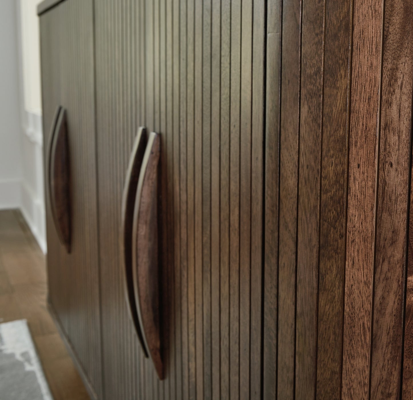 Gabinete con acento Amickly