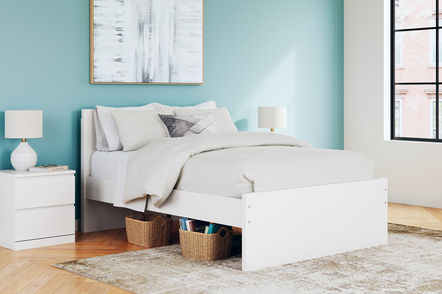 Ashley Express - Cama con plataforma y paneles Onita