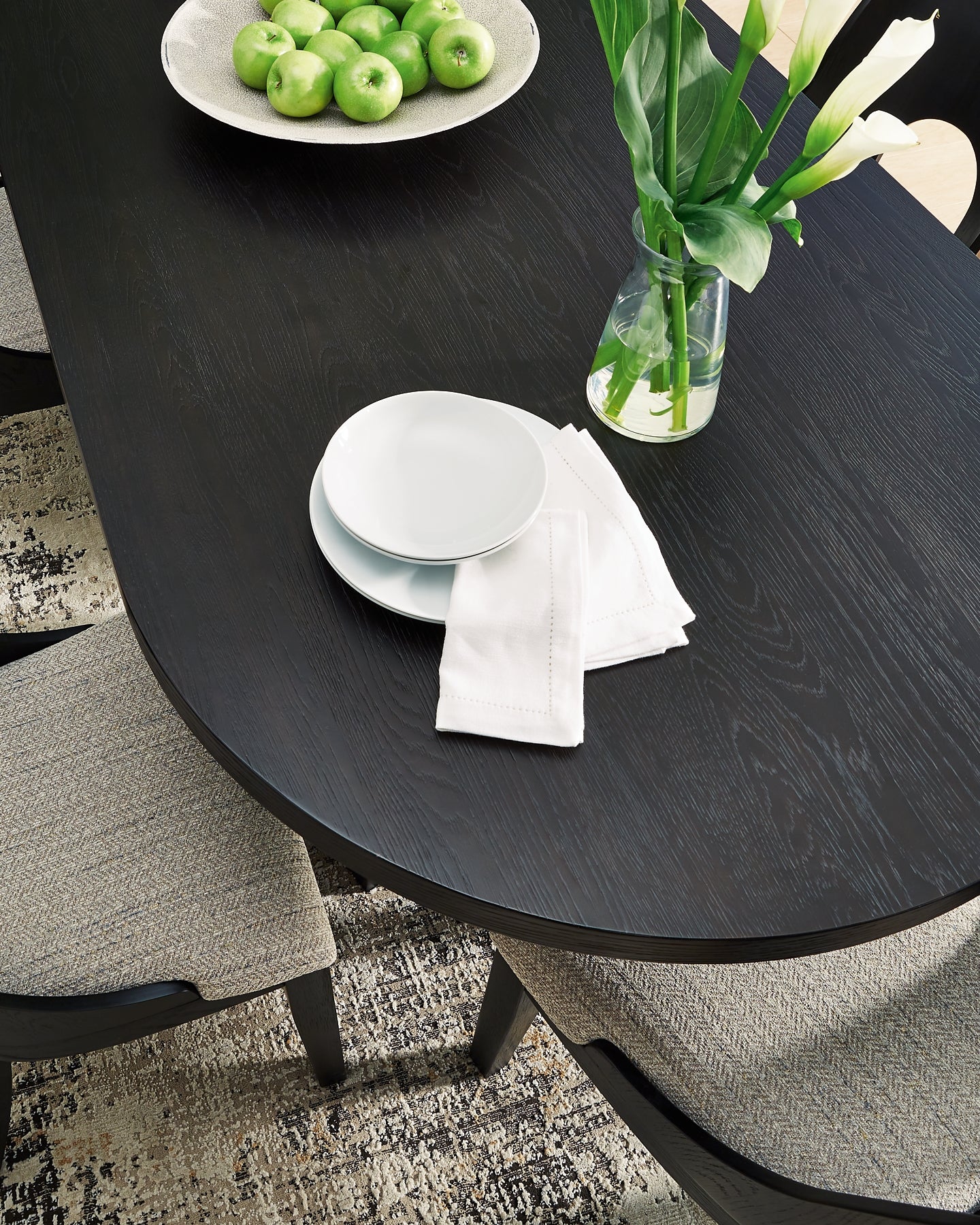 Mesa de comedor ovalada Rowanbeck