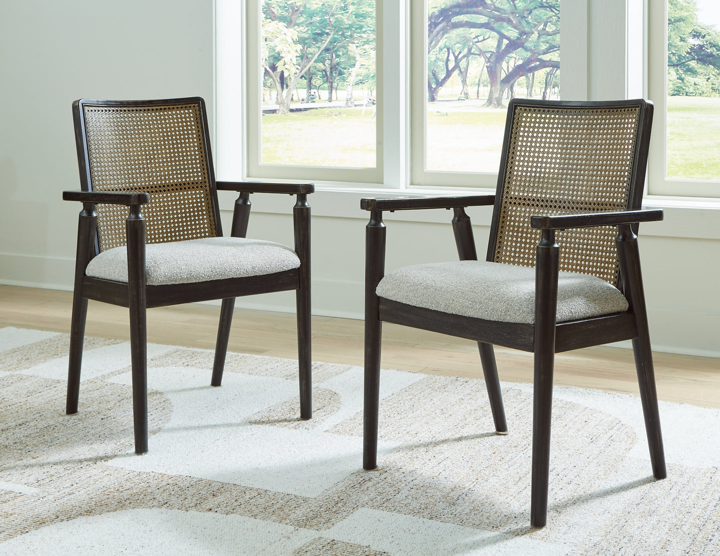 Ashley Express - Sillón Galliden Dining UPH (2 unidades)