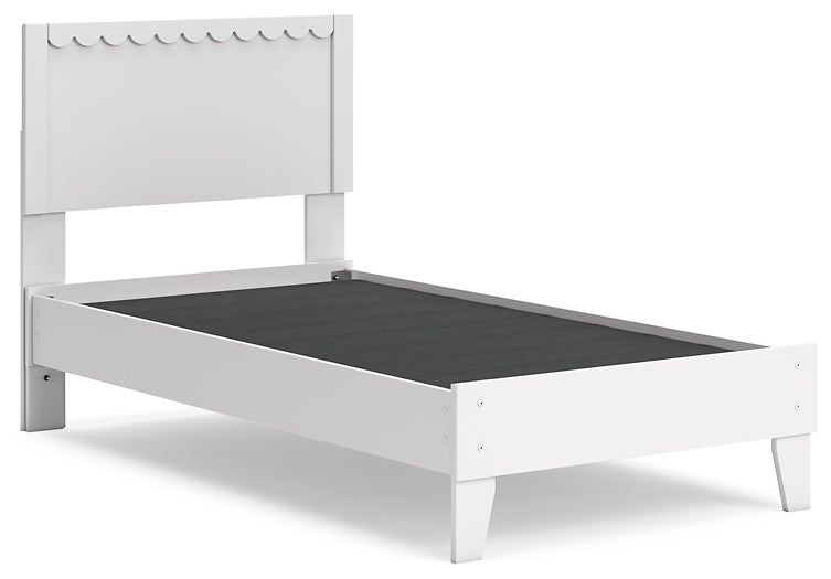Ashley Express - Cama con plataforma y paneles Hallityn