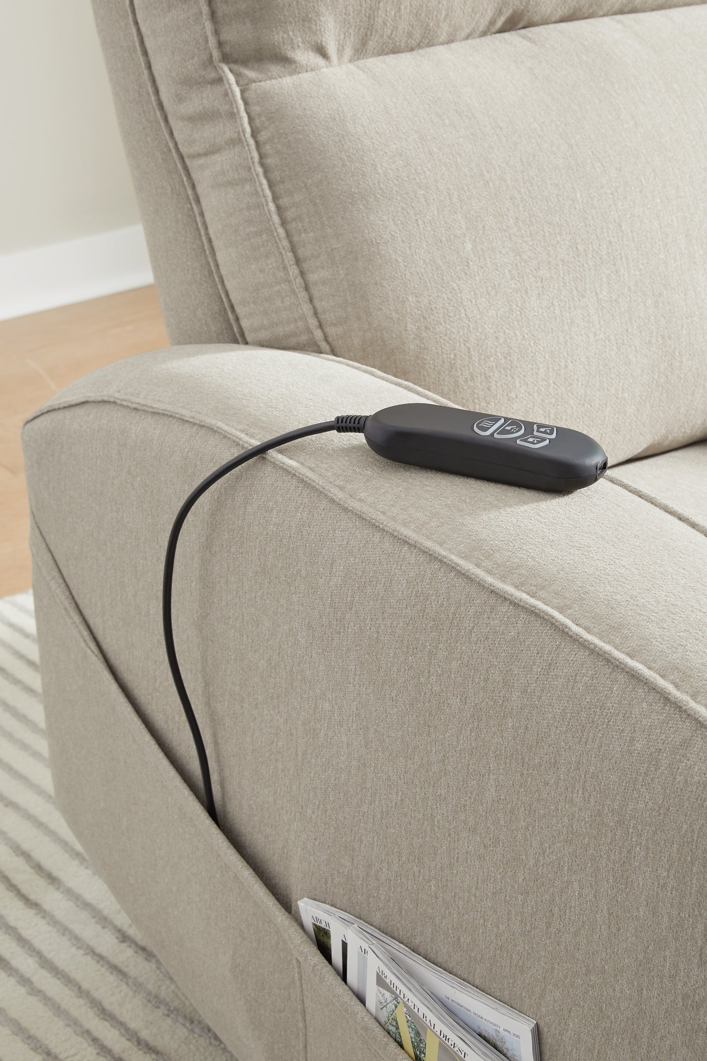Ashley Express - Sillón reclinable eléctrico Starganza