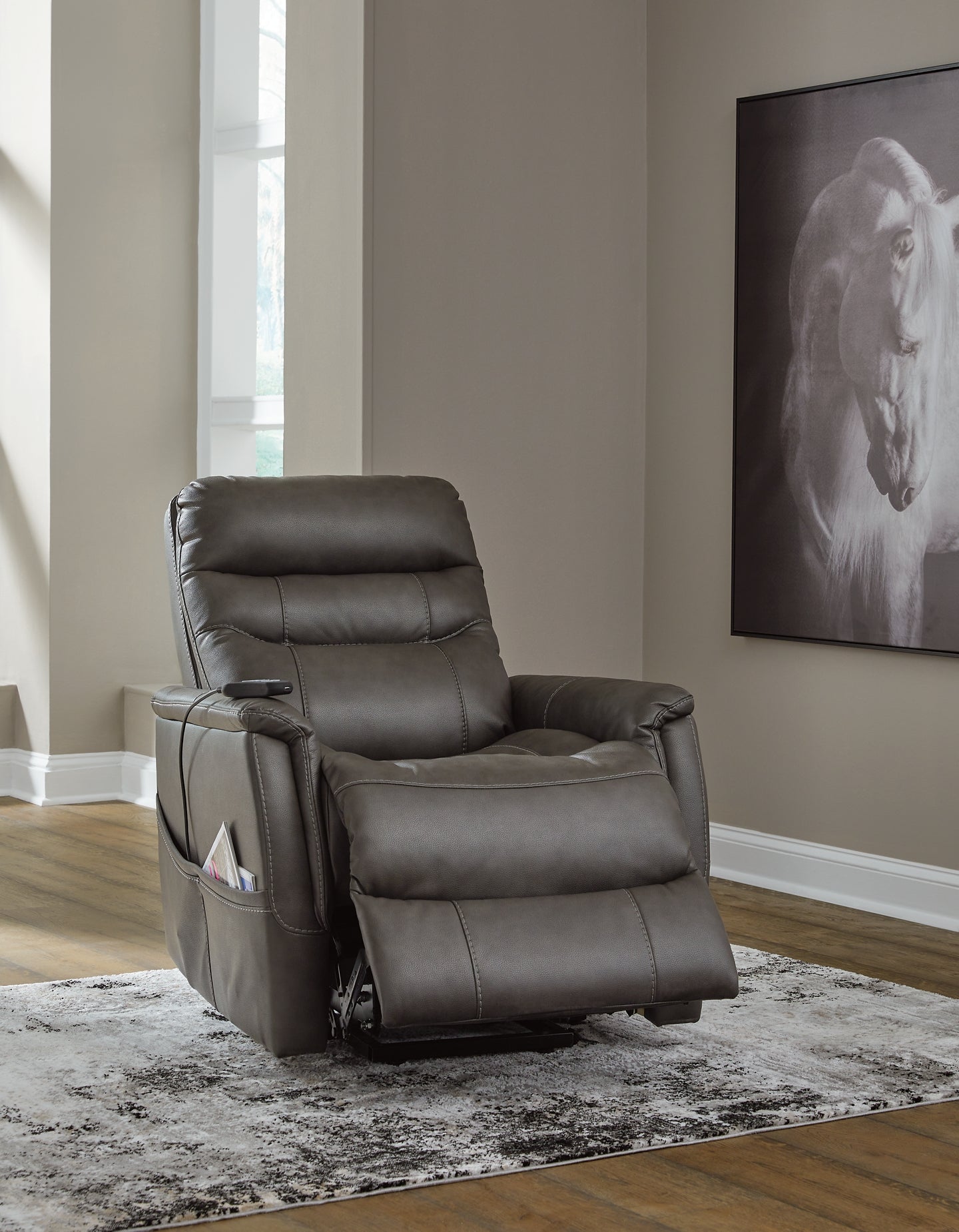 Sillón reclinable eléctrico Strawbill