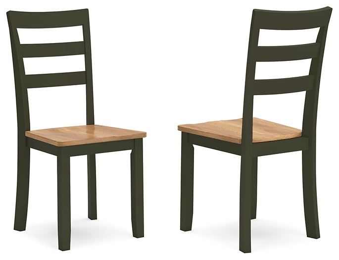 Ashley Express - Mesa de comedor Gesthaven y 4 sillas