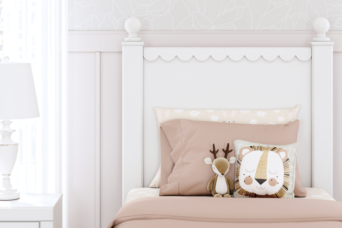 Ashley Express - Cama con paneles Mollviney