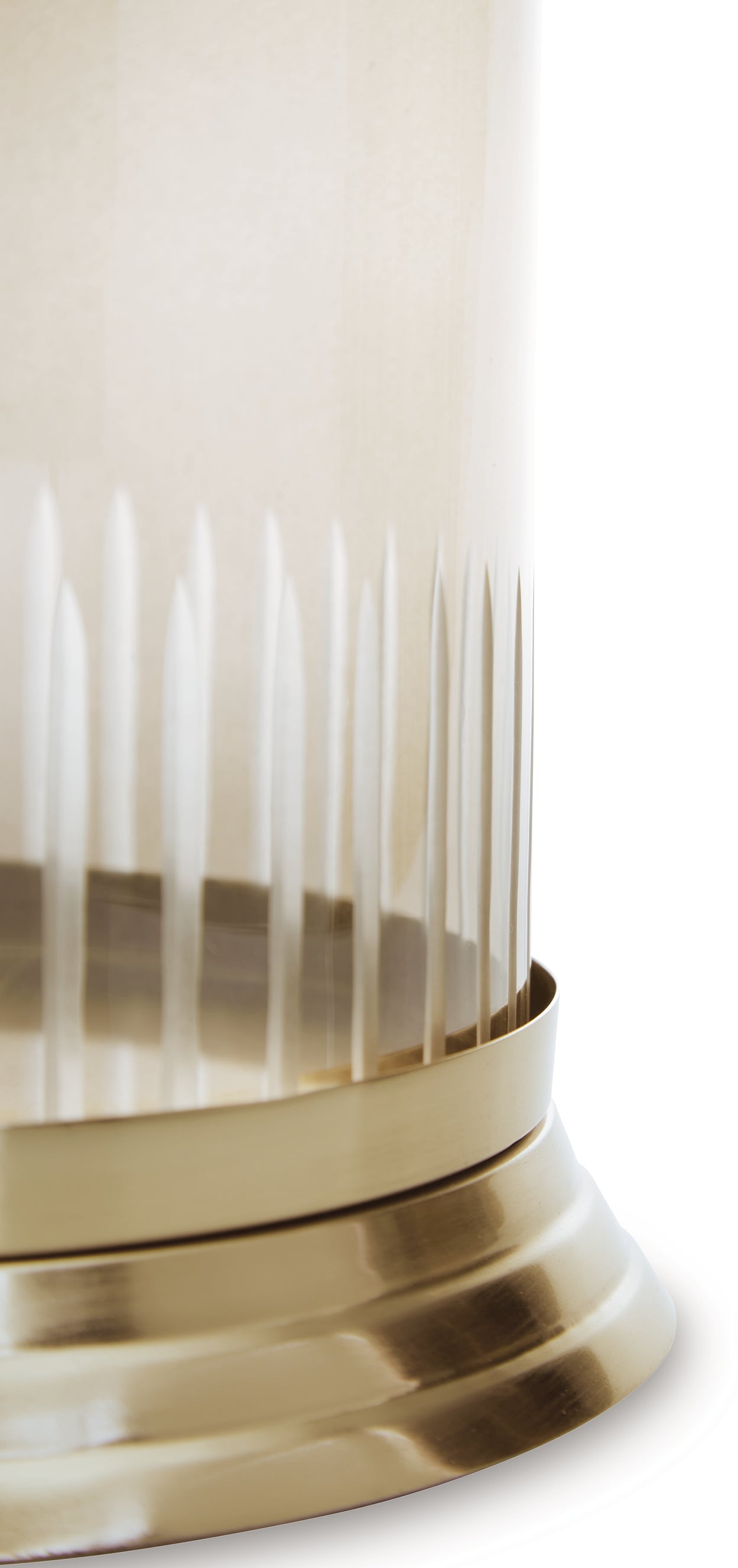 Ashley Express - Candelabro Aavinson