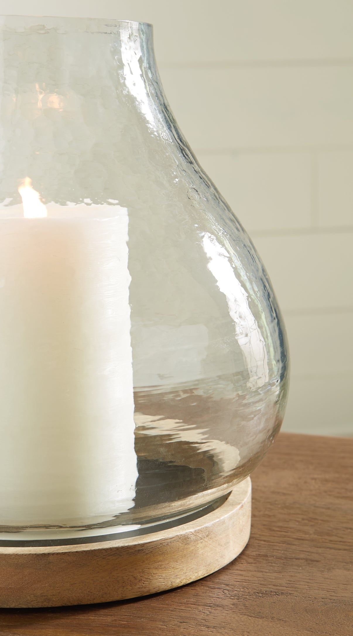 Ashley Express - Candelabro Adalisen