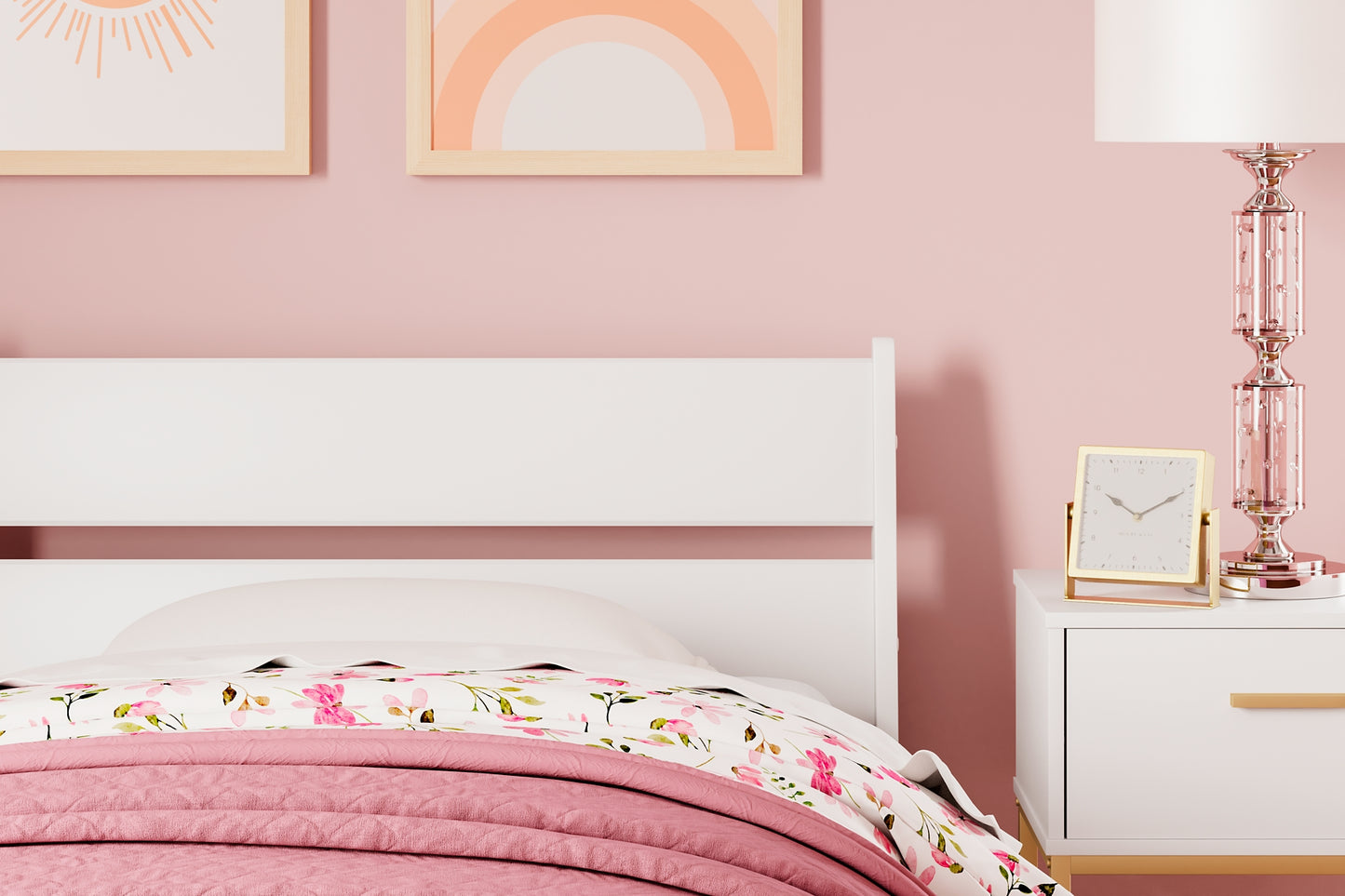 Ashley Express - Cama con plataforma y paneles Socalle