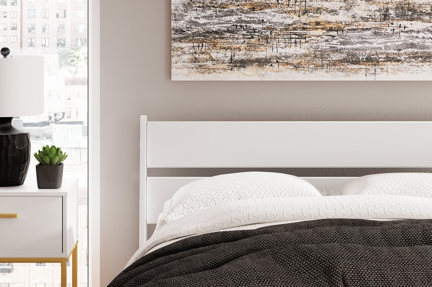 Ashley Express - Cama con plataforma y paneles Socalle