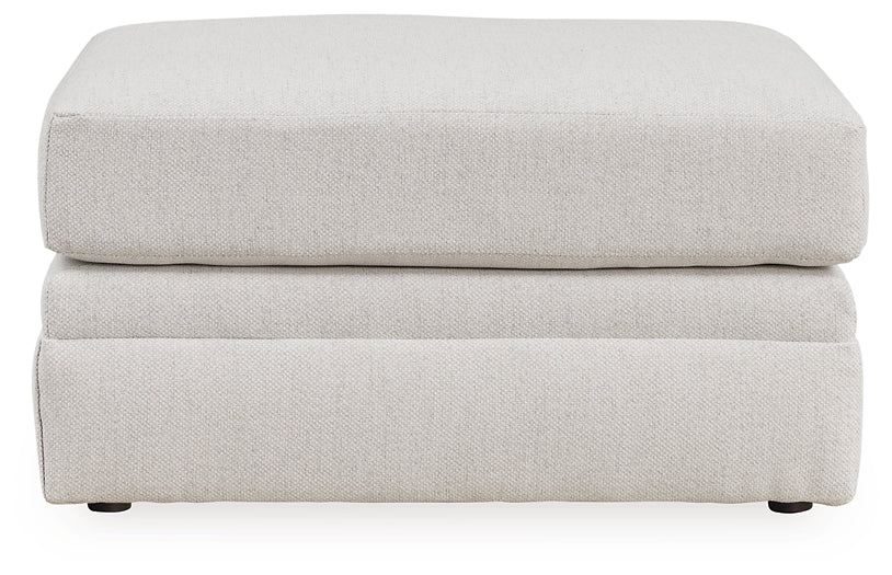 Sofá, loveseat, silla y otomana Maitelynn