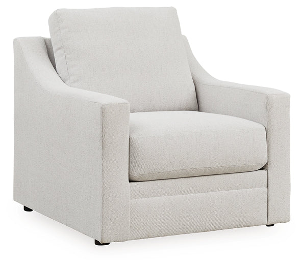 Sofá, loveseat, silla y otomana Maitelynn