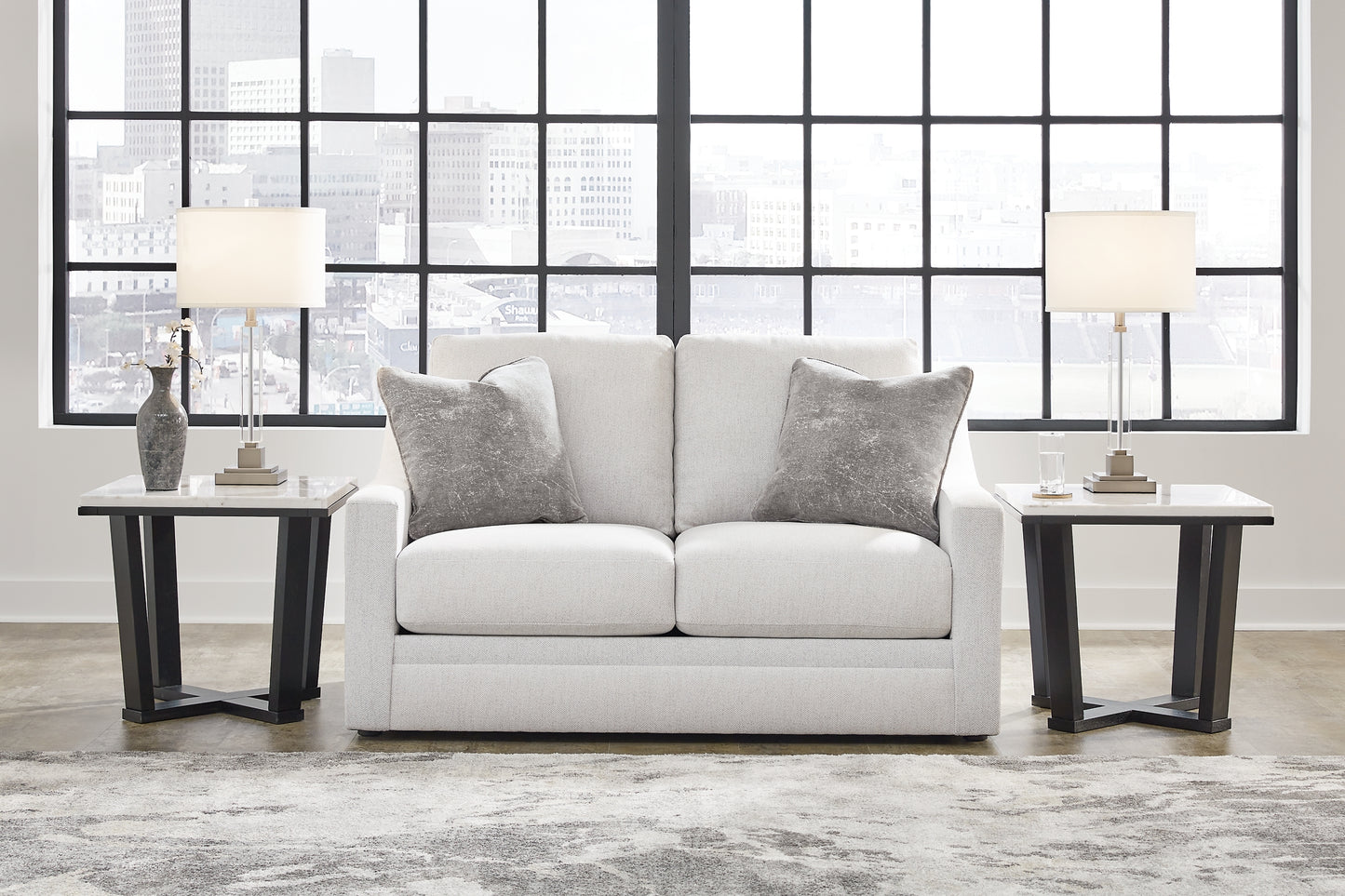 Sofá, loveseat, silla y otomana Maitelynn