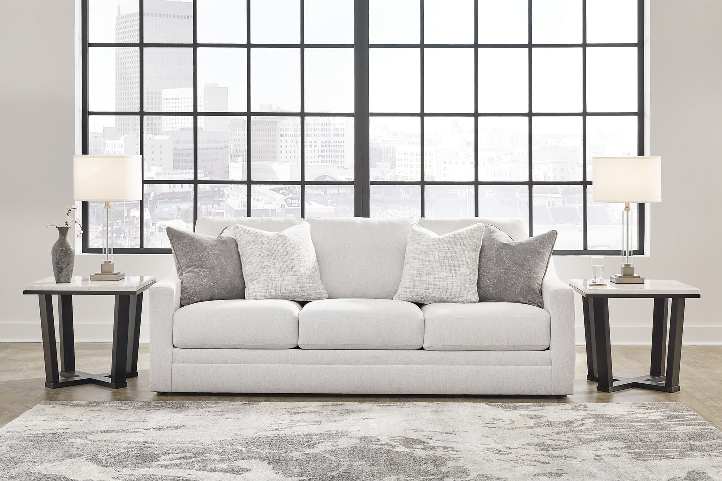 Sofá, loveseat, silla y otomana Maitelynn
