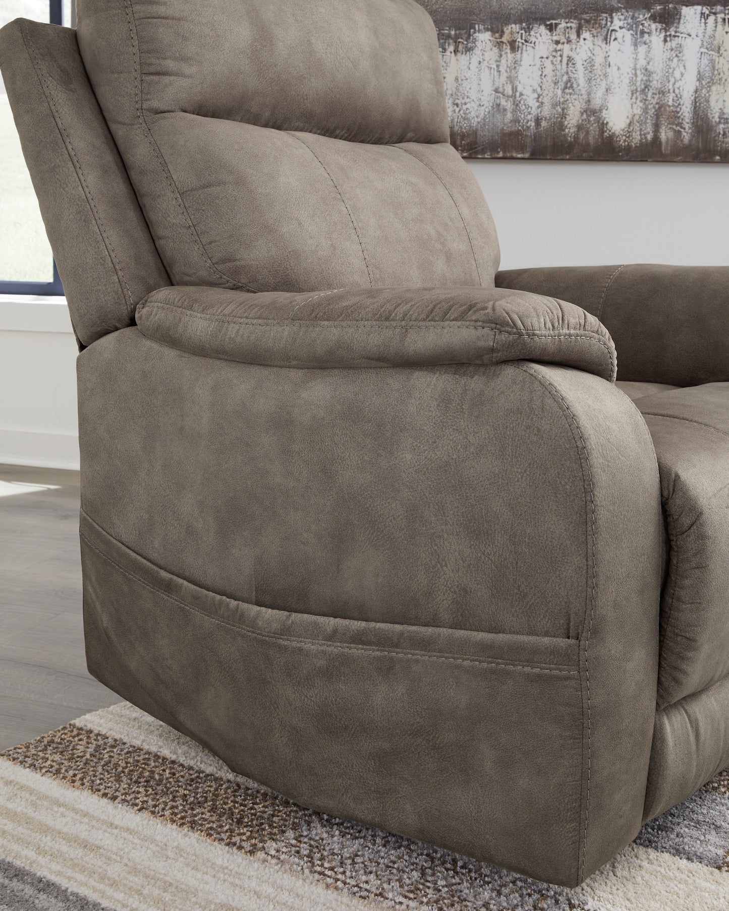 Ashley Express - Sillón reclinable eléctrico Crestmeade