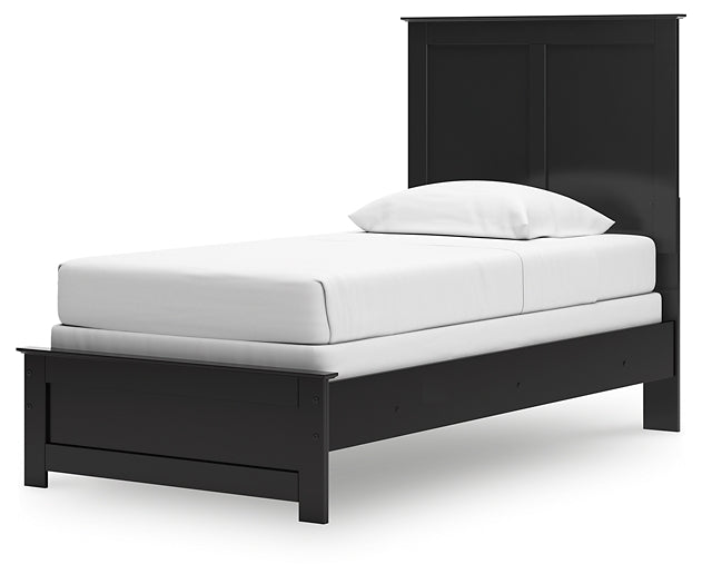 Ashley Express - Cama Maribel con dos paneles
