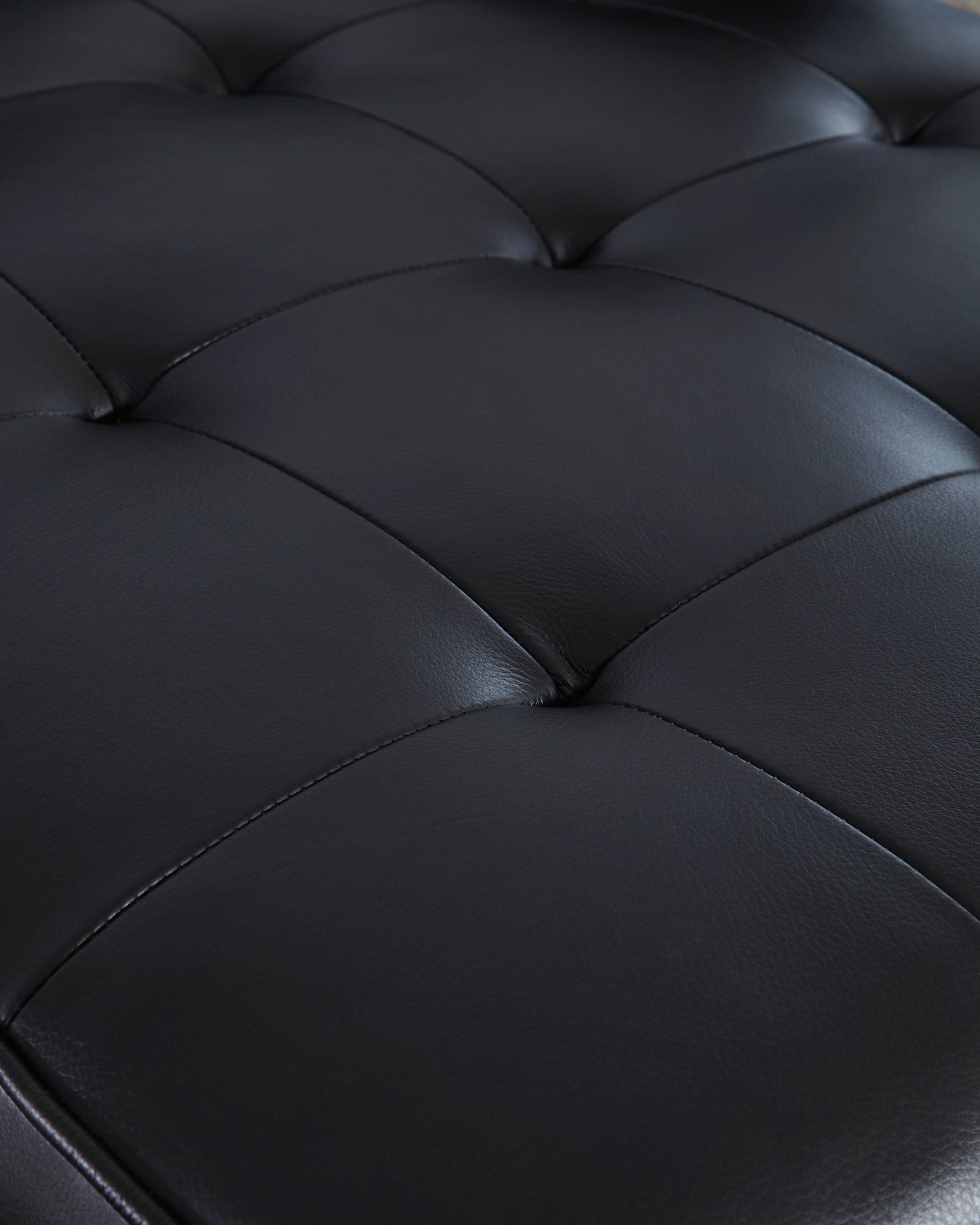 Loveseat Bryceview