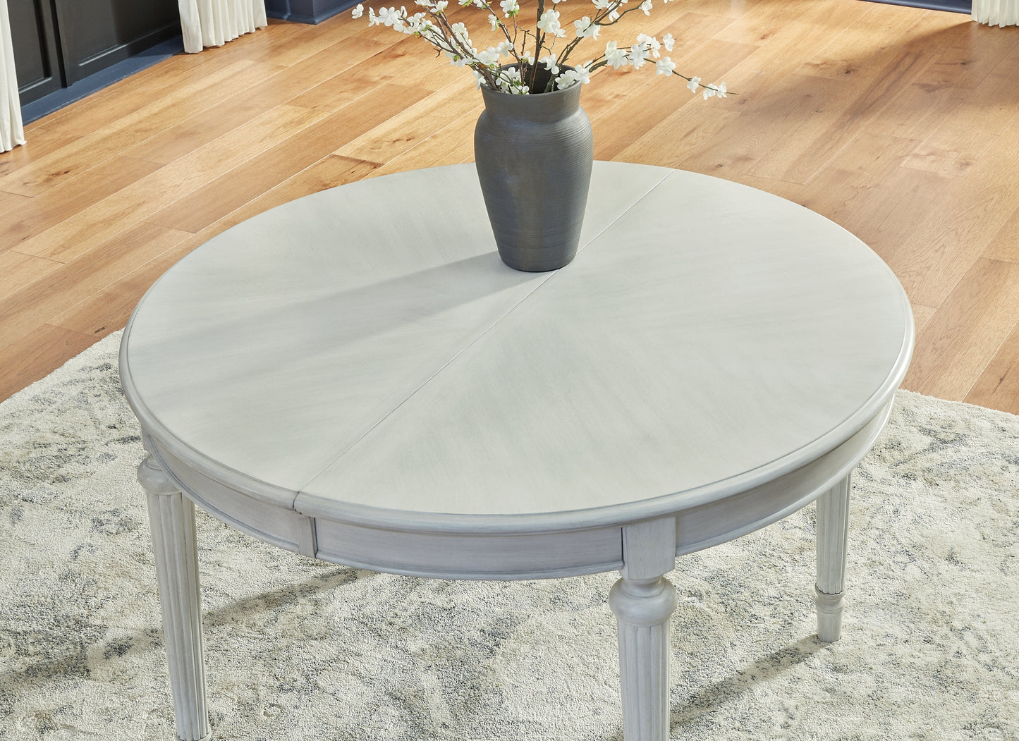 Mesa de comedor Montelaine y 6 sillas