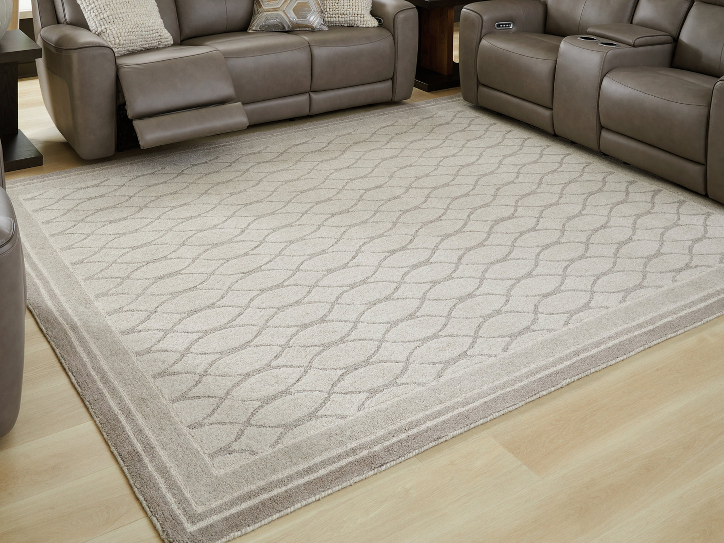 Ashley Express - Alfombra mediana Wimney
