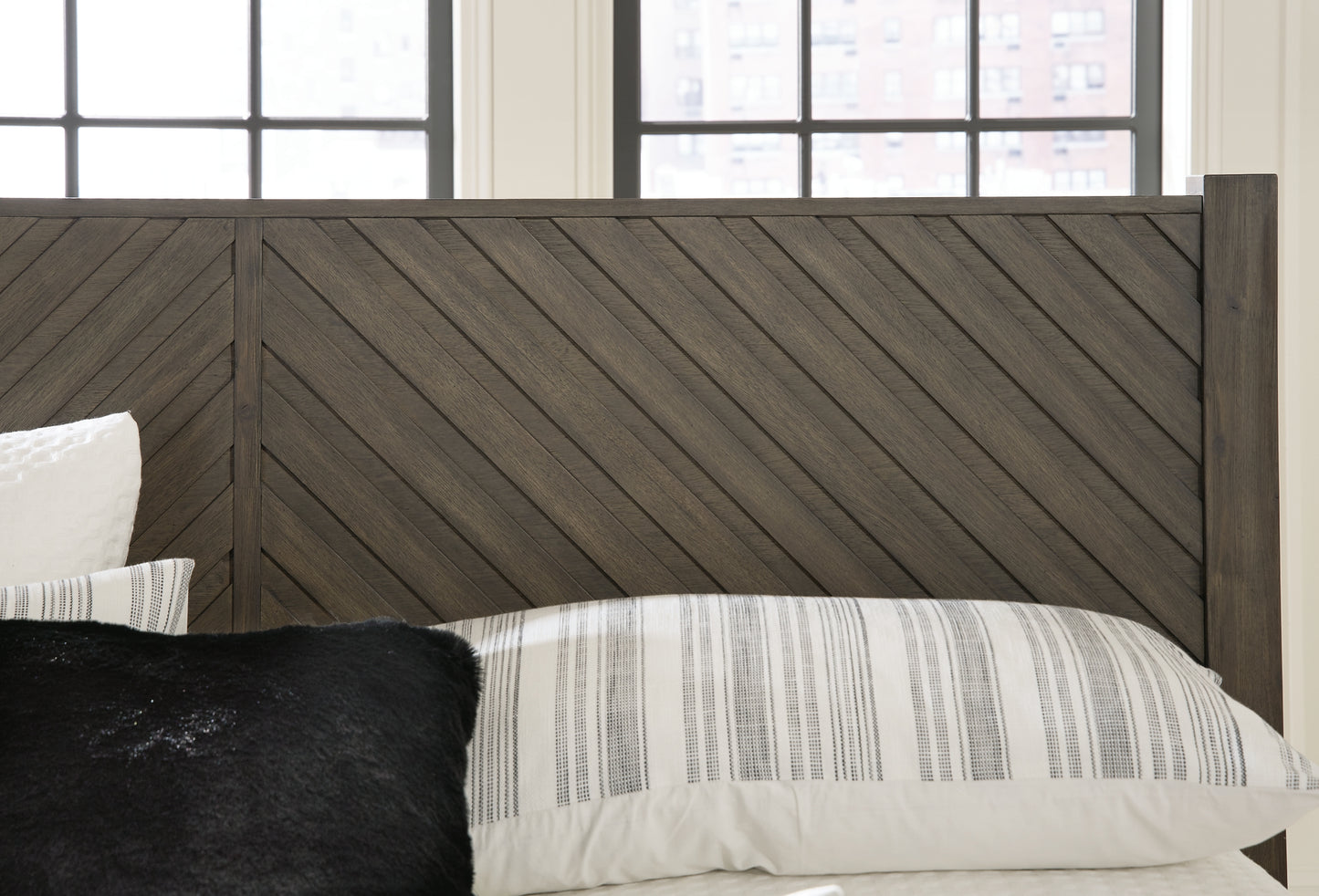 Ashley Express - Arkenton Panel Bed