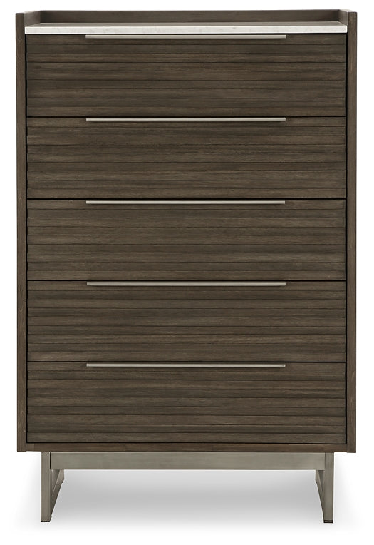 Cama Queen Arkenton con paneles, cómoda y espejo