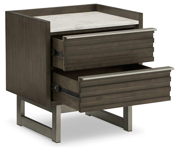 Cama Arkenton California King con paneles, cómoda con espejo, cómoda y mesita de noche
