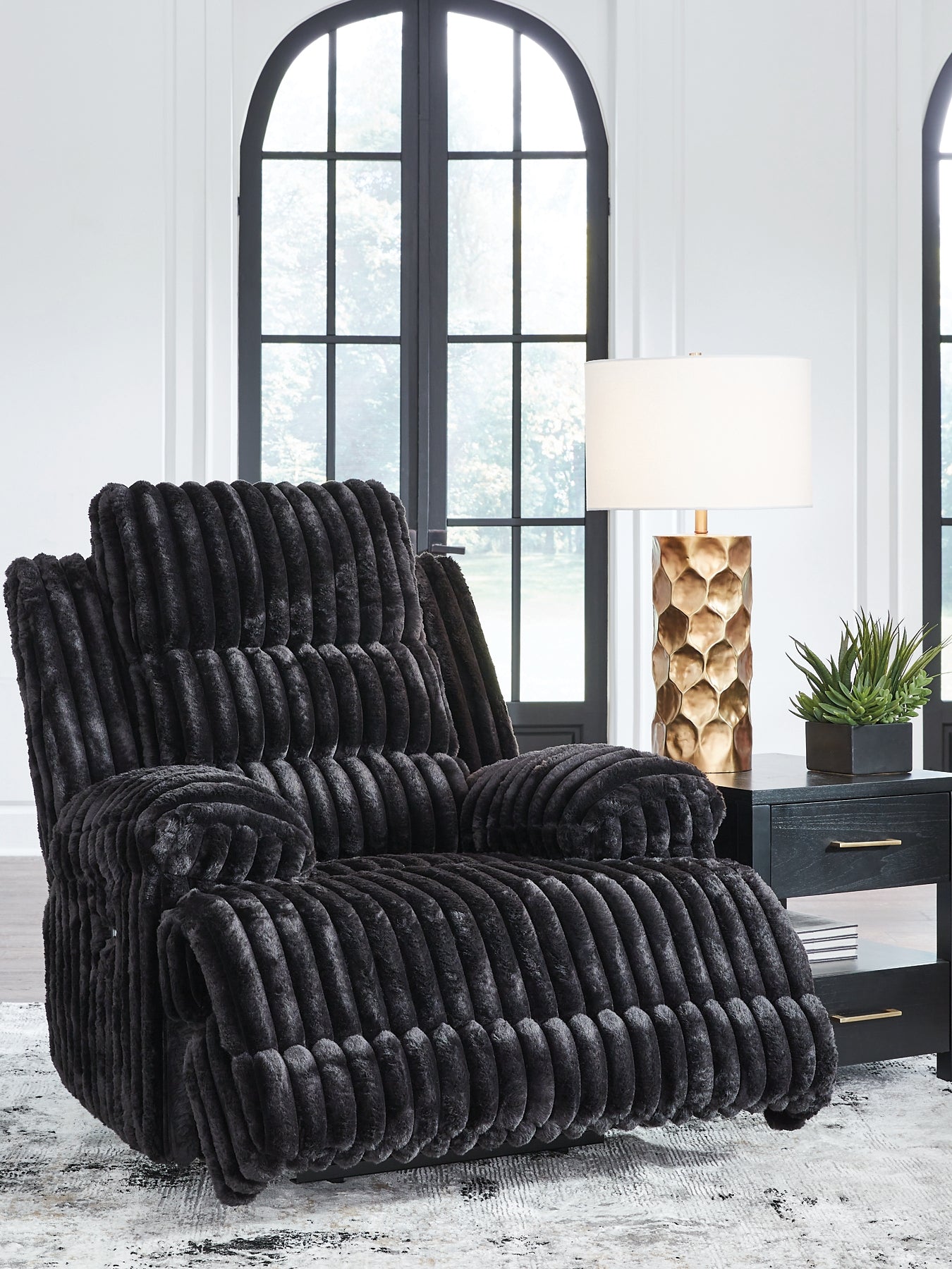 Sillón reclinable eléctrico de pared Zero de Rhines Falls