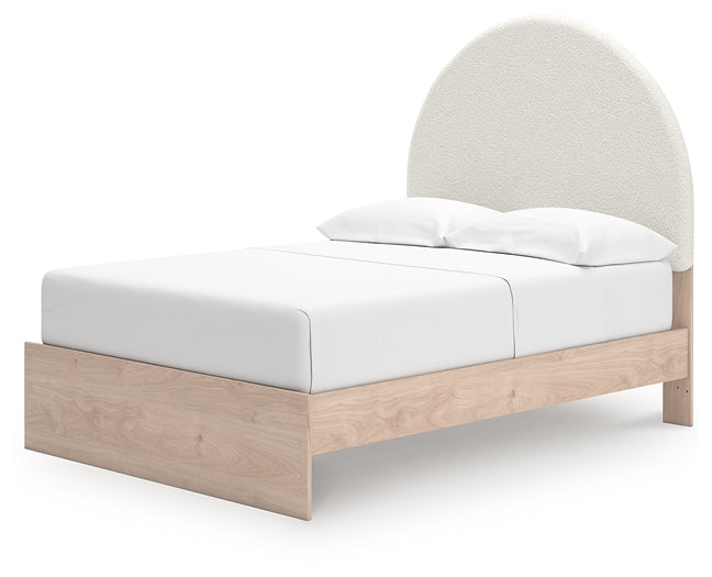 Ashley Express - Cama Arloster con paneles tapizados