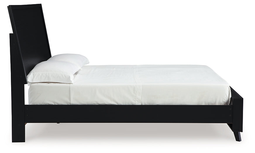 Ashley Express - Cama Danziar con paneles completos