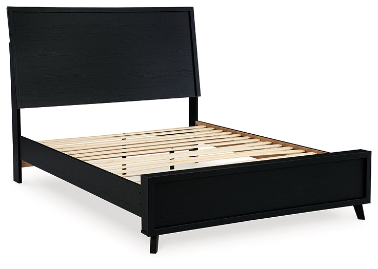 Ashley Express - Cama Danziar con paneles completos