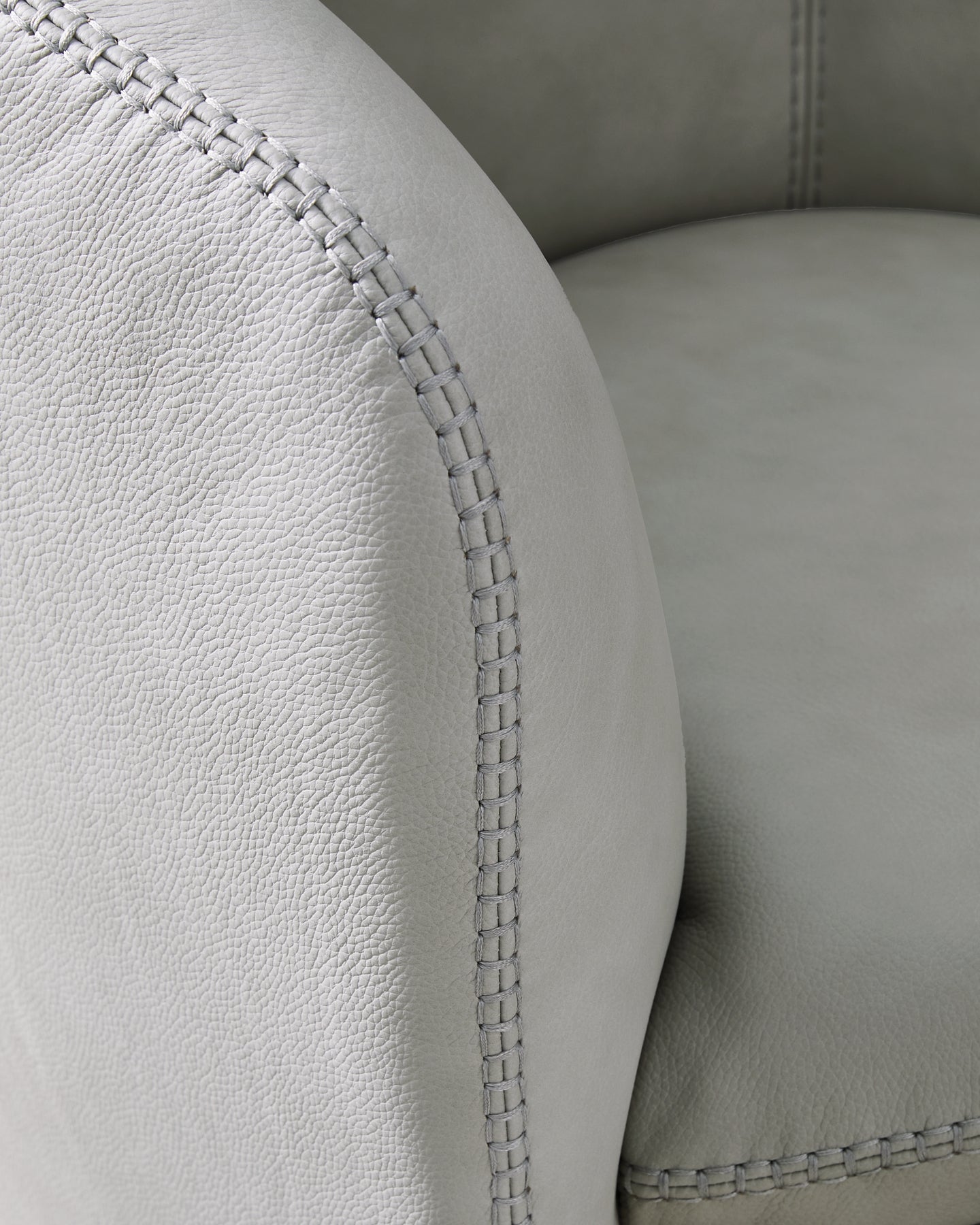 Ashley Express - Silla giratoria decorativa Kierreys