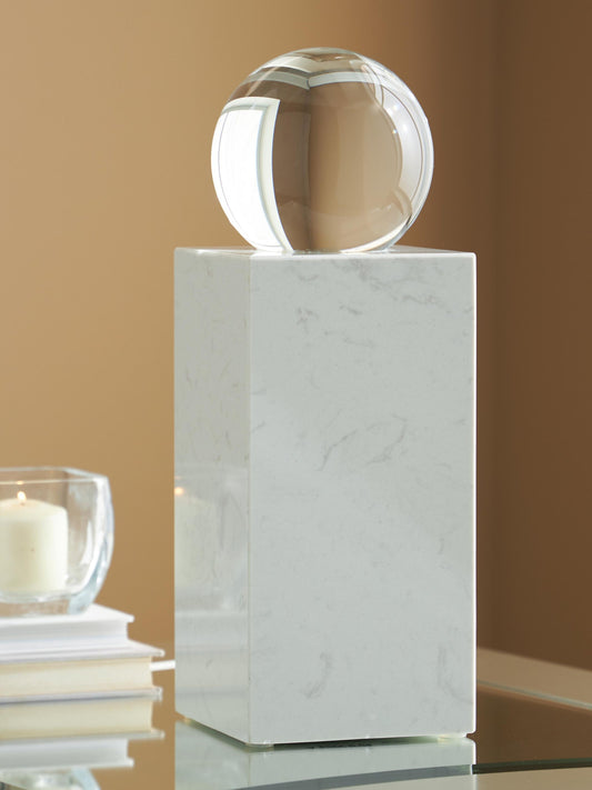 Ashley Express - Escultura Sellner
